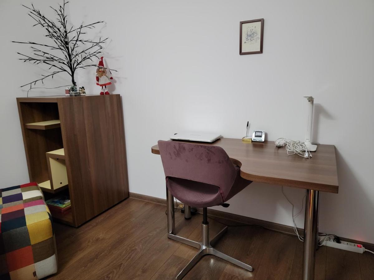 Mei Brasov Bagian luar foto